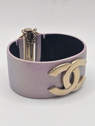 Chanel Iridescent Purple Leather Interlocking CC Logo Wide Cuff