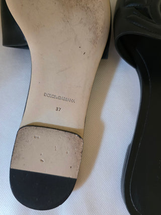 Dolce & Gabbana Black Leather D&G Logo Cutout Sandals 37 sz