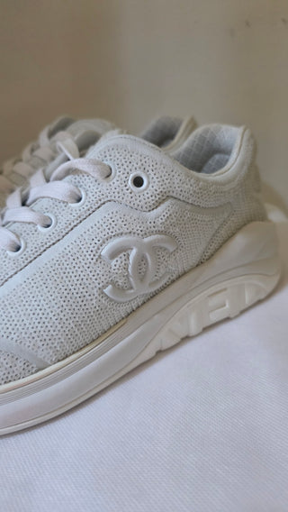 Chanel White Interlocking CC Logo Sequins Sneakers 39.5 sz