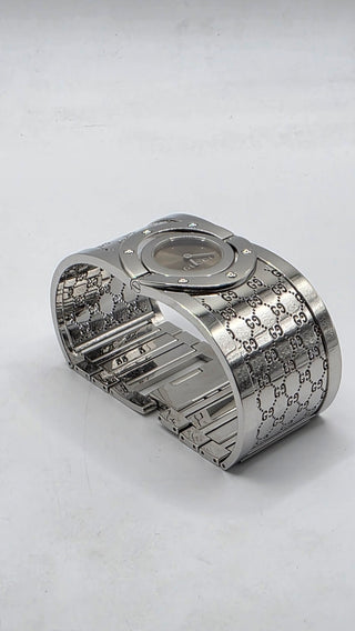 Gucci Silver-tone stainless steel GG Monogram Twirl watch