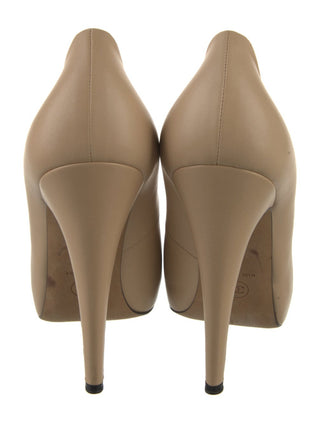 Chanel Beige leather 2013 Interlocking CC Logo Pumps 39 sz