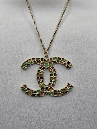 Chanel Gold-tone Enamel Interlocking CC Pendant Necklace