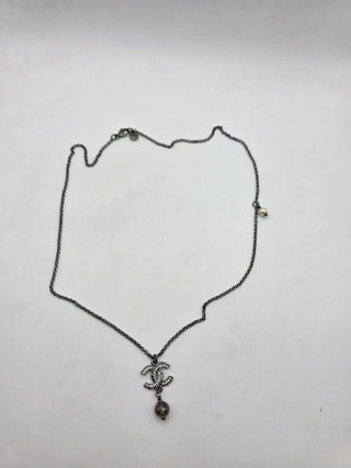 Chanel Silver-tone Faux Pearl Strass Interlocking CC Pendant Necklace