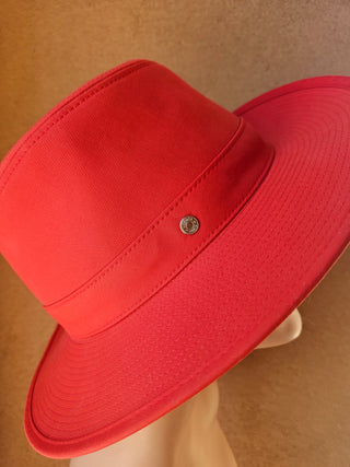 Eye catching Hermès Red Cotton Fedora Hat 58 sz