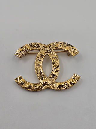 Chanel Gold-tone Textured Interlocking CC Brooch