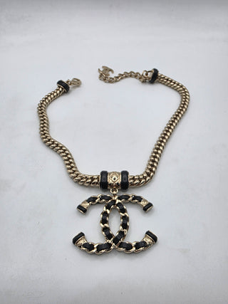 Chanel Gold Metal Black Leather Interlocking CC Logo Chain Link Choker Necklace