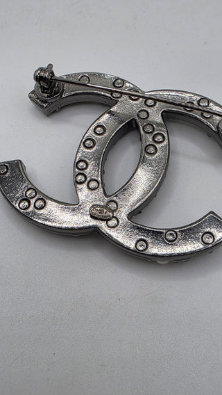 Chanel Silver-tone Faux Pearl Resin Interlocking CC Pin Brooch