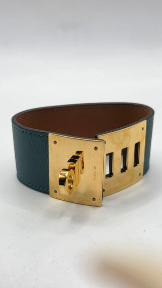 Hermès Green Leather Kelly Dog Wrap Bracelet