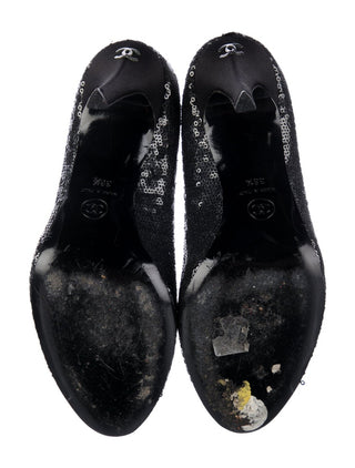 Chanel Black sequin 2012 Interlocking CC Logo Pumps 38.5