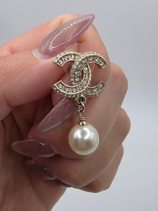 Chanel Gold-tone Faux Pearl  Strass Interlocking CC Drop Earrings
