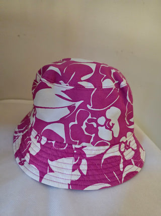 Chanel Pink White Interlocking CC Coco Beach Bucket Hat M sz