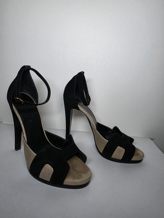 Hermès Beige Black Premiere H Logo D'Orsay Pumps 39 sz