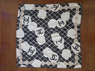 Chanel Black white silk Interlocking CC Logo Scarf