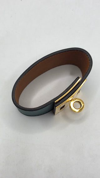 Hermès Green Leather Kelly Dog Wrap Bracelet