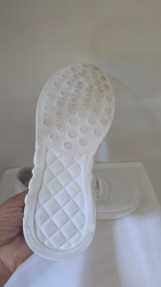Chanel White Interlocking CC Logo Sequins Sneakers 39.5 sz