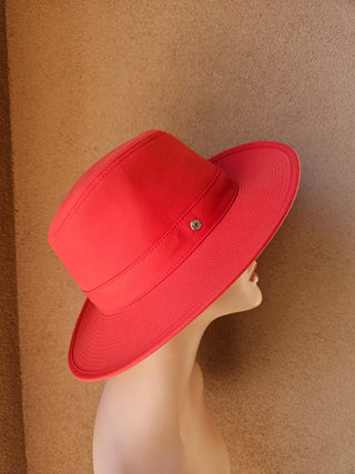 Eye catching Hermès Red Cotton Fedora Hat 58 sz