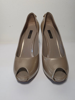 Louis Vuitton Metallic Beige Patent Leather Pumps 37.5 sz