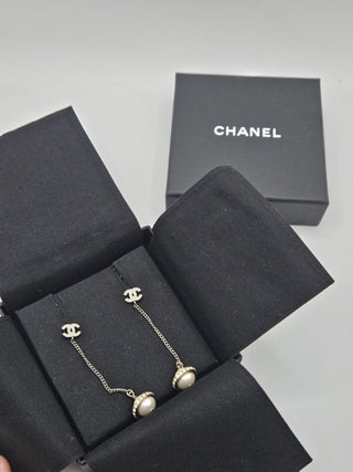 Chanel Faux Pearl Strass Interlocking CC Drop Earrings