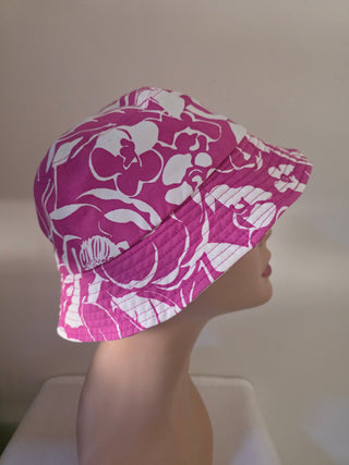 Chanel Pink White Interlocking CC Coco Beach Bucket Hat M sz