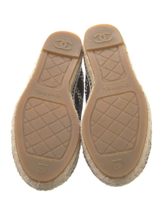 Chanel Black 2022 Interlocking CC Logo Espadrilles 42 sz