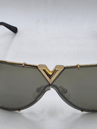Louis Vuitton Gold-tone 2017 LV Drive Sunglasses