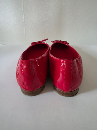 Louis Vuitton Red Patent Leather Bow Accents Ballet Flats 37 sz