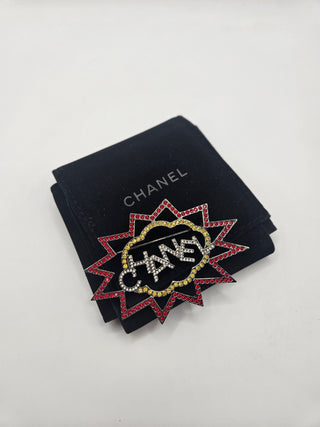 Adorable Chanel Silver-tone Strass Action 'CHANEL' Logo Brooch