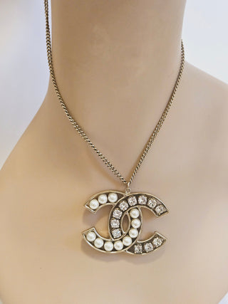 Chanel Faux-Pearl Strass Interlocking CC Pendant Necklace