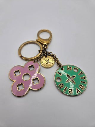 Louis Vuitton Gold-tone LV Logo Looping Bag Charm and Key Ring