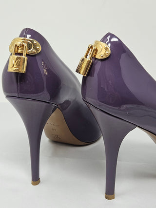 LOUIS VUITTON Patent Leather Oh Really! LV Lock Pumps