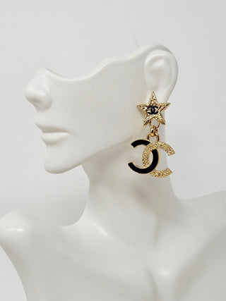 Chanel Gold tone Interlocking CC Logo star drop earrings New with tags