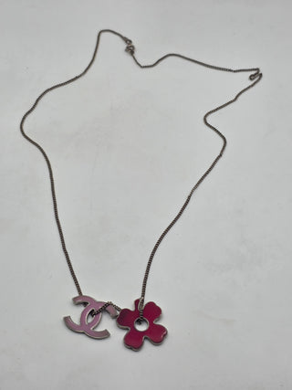 Chanel Silver-tone Enamel Interlocking CC Clover Pendant Necklace