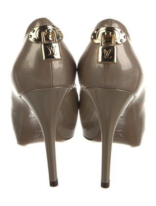 Louis Vuitton Metallic Beige Patent Leather Pumps 37.5 sz