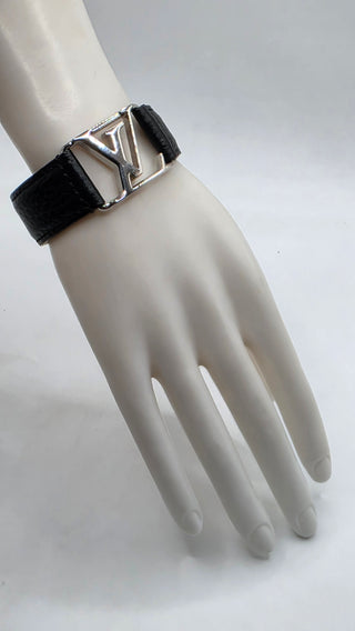 Louis Vuitton Silver-tone LV Logo Black Leather Hockenheim Bracelet
