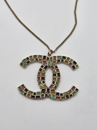 Chanel Gold-tone Enamel Interlocking CC Pendant Necklace