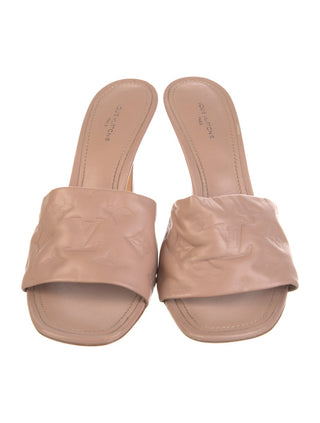 Louis Vuitton Beige LV Monogram Leather Slides 40 sz