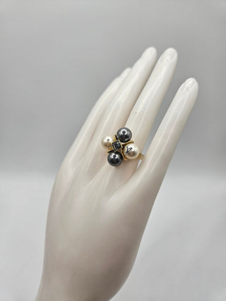 Louis Vuitton Faux Pearl Crystal Cry Me A River Cocktail Ring 6.25