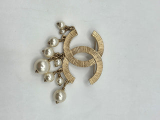 Chanel Gold-tone Faux Pearl Interlocking CC Pin Brooch