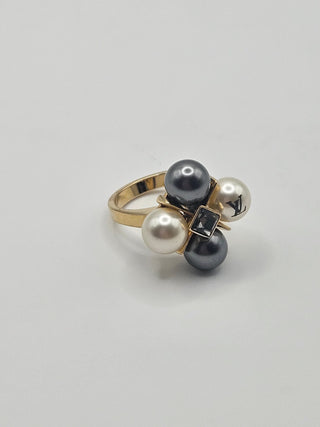 Louis Vuitton Faux Pearl Crystal Cry Me A River Cocktail Ring 6.25