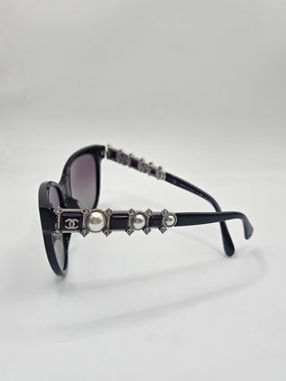 Chabel Burgundy Black Interlocking CC Logo Cat-Eye Sunglasses