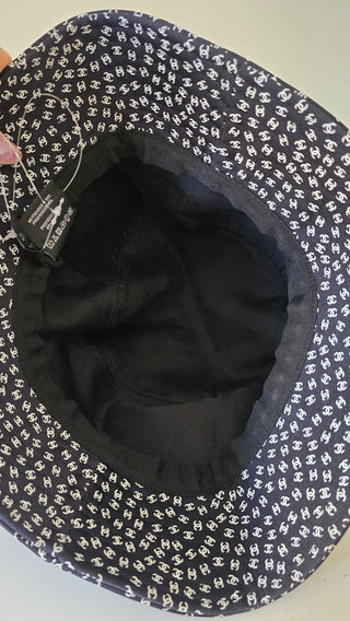 Chanel Black white Interlocking CC Nylon Bucket Hat S sz