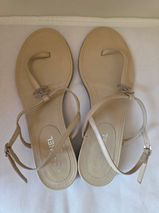 Chanel Beige leather 2019 Interlocking CC Logo T-Strap Sandals 37 sz