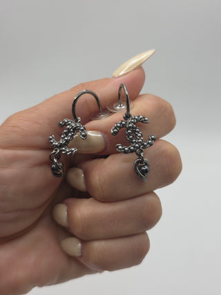 Chanel Silver-tone Ruthenium Metal CC Faux Pearl Drop Earrings