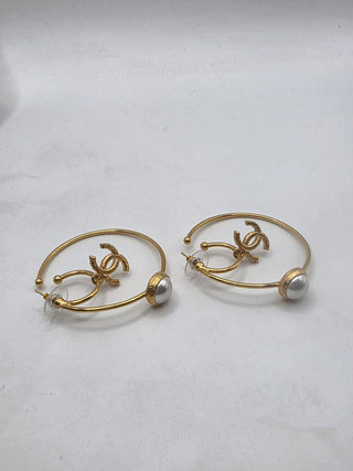 Chanel Gold-tone Interlocking CC 2020 Faux Pearl Hoop Earrings