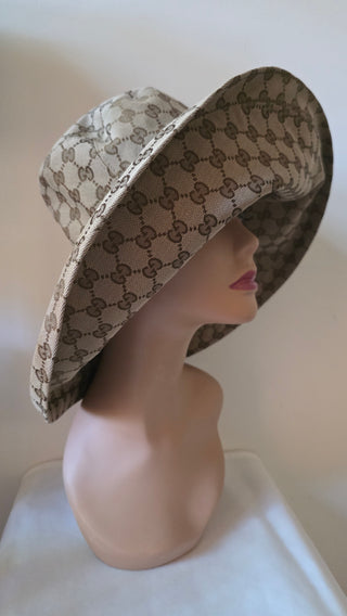 Gucci Beige GG Monogram oversized hat XS sz