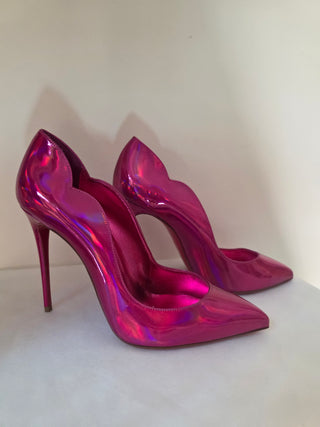 Christian Louboutin Metallic Pink Leather Scalloped Pumps 39.5 sz