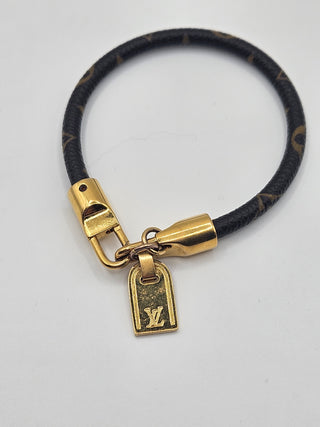 Louis Vuitton Brown Leather LV Monogram Luck It charm Bracelet