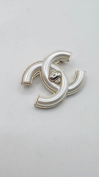 Chanel Goldtone Metal Glass Pearl Interlocking CC Turnlock Brooch