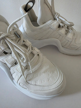 Louis Vuitton White Leather Monogram Canvas Archlight Sneaker 39 sz