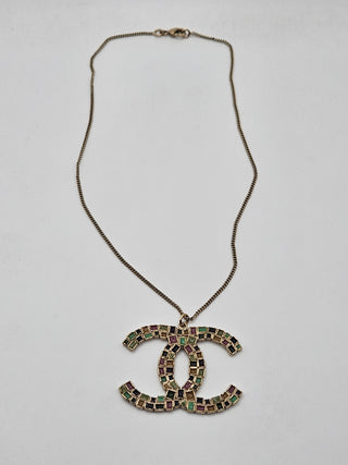 Chanel Gold-tone Enamel Interlocking CC Pendant Necklace